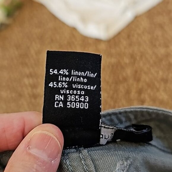 Calvin Klein Women's Shorts Size 4 Olive Green Linen Blend Pockets Outdoors Y2K - Picture 9 of 14